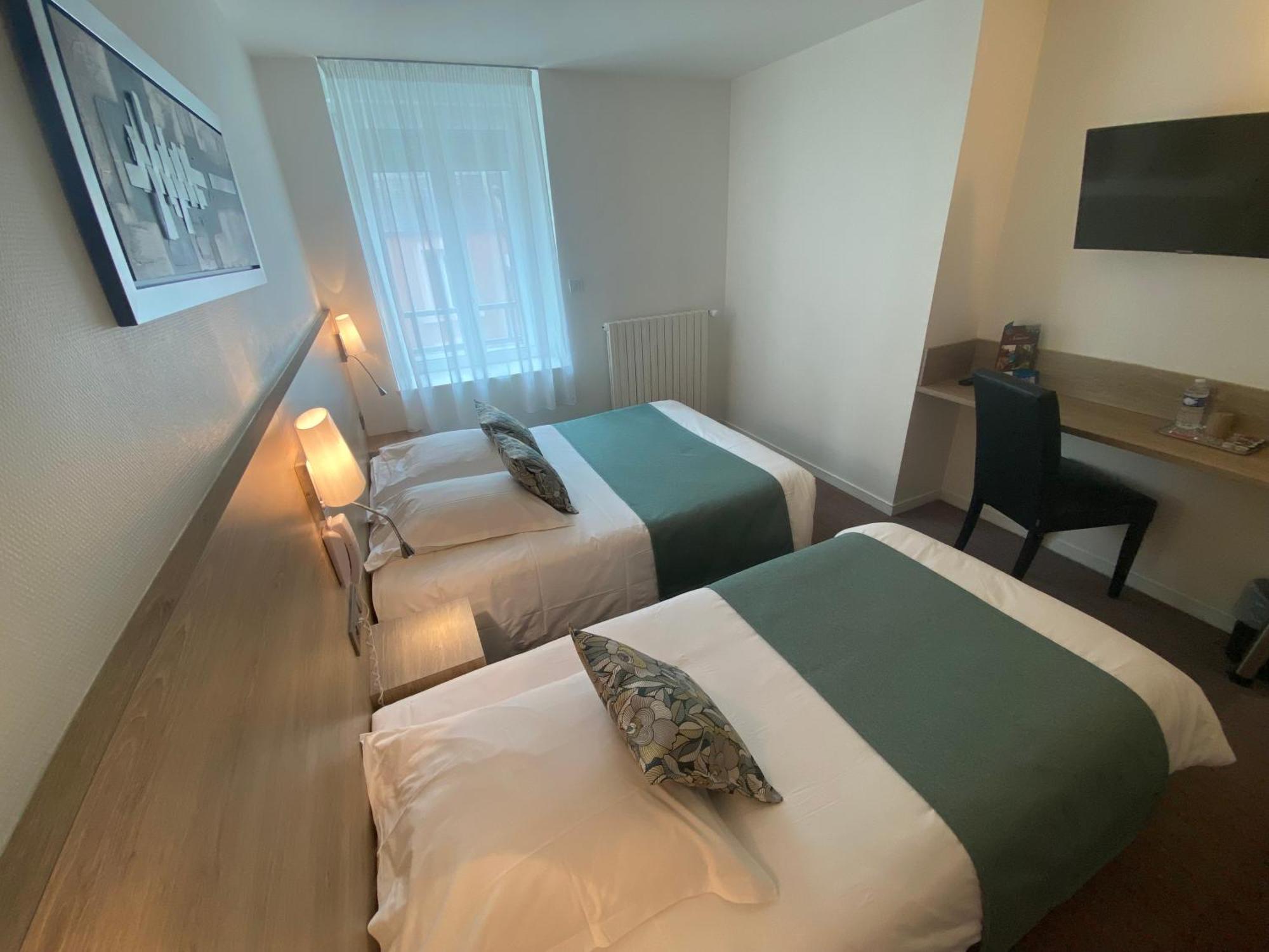 Hotel Du Louvre Cherbourg-en-Cotentin Bagian luar foto